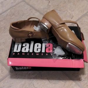 LIKE NEW Caramel Balera Tap Shoes